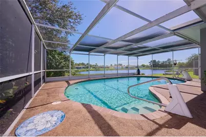 208 S Lake Dr, Lehigh Acres, FL 33936 - Photo 20