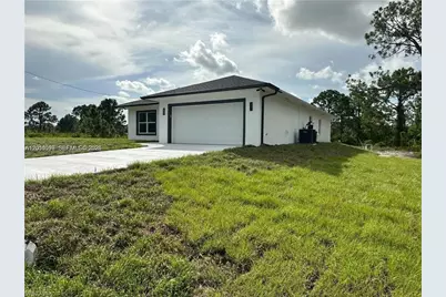 1125 Milwaukee Blvd, Lehigh Acres, FL 33974 - Photo 2