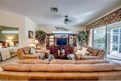 2260 Rio Nuevo Dr, North Fort Myers, FL 33917 - Photo 10