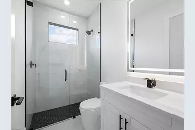 321 SE 2nd St, Cape Coral, FL 33990 - Photo 24