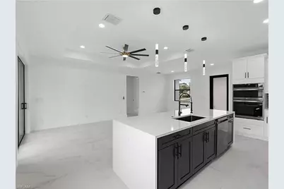 321 SE 2nd St, Cape Coral, FL 33990 - Photo 14
