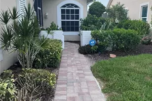 12730 Devonshire Lakes Cir, Fort Myers, FL 33913 - Photo 2