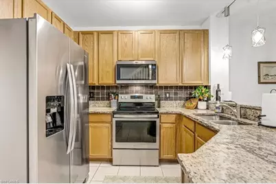 10095 Pacific Pines Ave, Fort Myers, FL 33966 - Photo 12