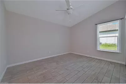 915 SW 31st Ter, Cape Coral, FL 33914 - Photo 18