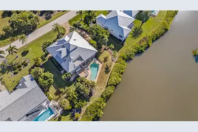 1422 Sanderling Cir, Sanibel, FL 33957 - Photo 42