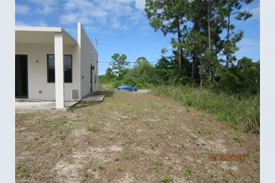 3421 23rd St SW, Lehigh Acres, FL 33976 - Photo 4