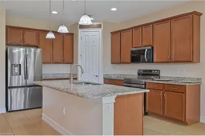 3899 Eldon St, Fort Myers, FL 33916 - Photo 8