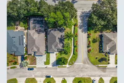 208 Stanhope Cir, Naples, FL 34104 - Photo 38