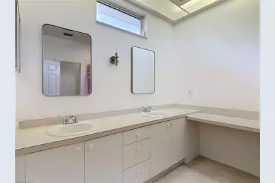 208 Stanhope Cir, Naples, FL 34104 - Photo 26