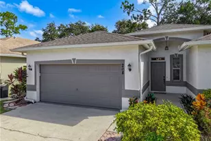208 Stanhope Cir, Naples, FL 34104 - Photo 1