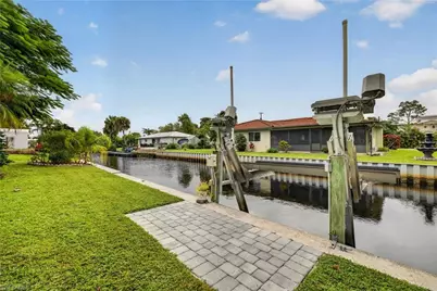 94 Gold Key Ct, North Fort Myers, FL 33917 - Photo 2