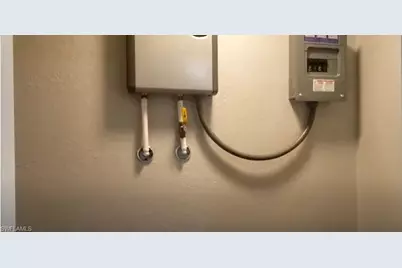 1613 Pawnee St, Fort Myers, FL 33916 - Photo 6