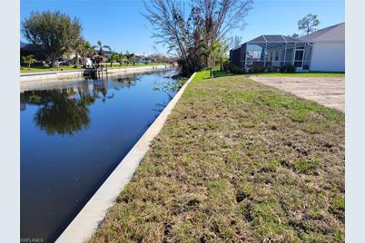 503 NE 21st Ave, Cape Coral, FL 33909 - Photo 1