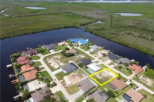 1105 NW 43rd Ave, Cape Coral, FL 33993 - Photo 8