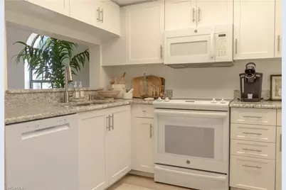 265 Deerwood Cir #10, Naples, FL 34113 - Photo 16