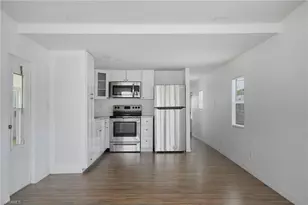 5558 Palm Beach Blvd, Fort Myers, FL 33905 - Photo 6