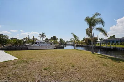 4387 Harbour Ter, North Fort Myers, FL 33903 - Photo 34