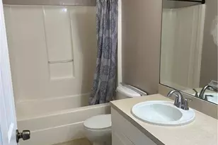 305 NE 27th St, Cape Coral, FL 33909 - Photo 8