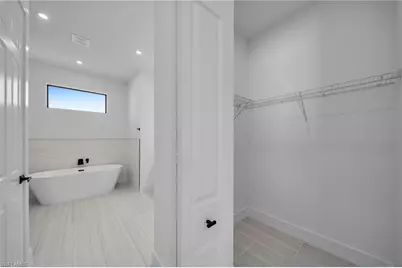 318 NW 9th St, Cape Coral, FL 33993 - Photo 24