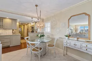 300 Park Shore Dr, Naples, FL 34103 - Photo 4