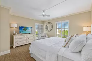 300 Park Shore Dr, Naples, FL 34103 - Photo 18