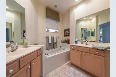 8225 Danbury Blvd E #1-102, Naples, FL 34120 - Photo 10