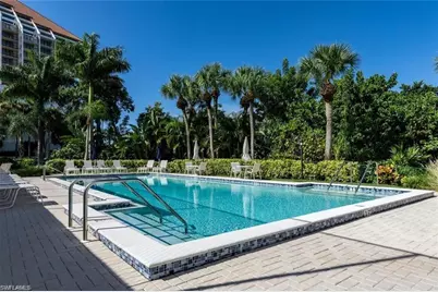 5501 Heron Point Dr #501, Naples, FL 34108 - Photo 28