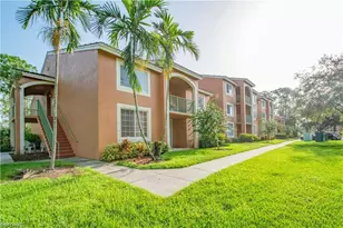 1220 Wildwood Lakes Blvd, Naples, FL 34104 - Photo 4