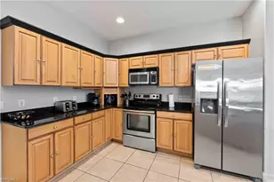 106 SE 5th St, Cape Coral, FL 33990 - Photo 30