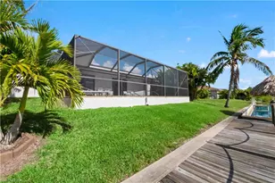 106 SE 5th St, Cape Coral, FL 33990 - Photo 44