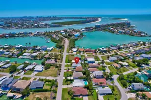 116 Capri Blvd, Naples, FL 34113 - Photo 8