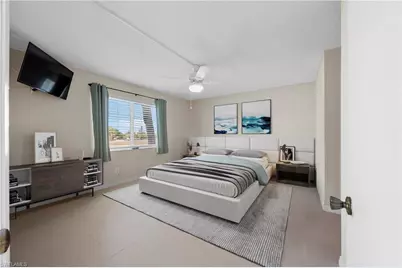 4372 27th Ct SW #301, Naples, FL 34116 - Photo 4