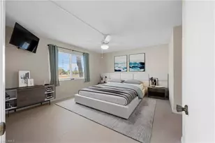 4372 27th Ct SW, Naples, FL 34116 - Photo 4