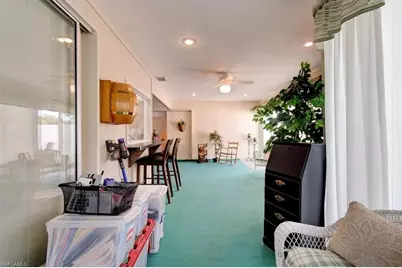 3724 Country Club Blvd, Cape Coral, FL 33904 - Photo 10