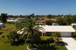 3724 Country Club Blvd, Cape Coral, FL 33904 - Photo 30