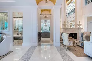 233 Mermaids Bight, Naples, FL 34103 - Photo 6