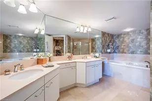 4021 Gulf Shore Blvd N, Naples, FL 34103 - Photo 12