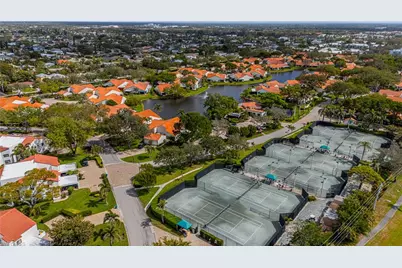 589 Beachwalk Cir #P102, Naples, FL 34108 - Photo 4