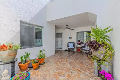 589 Beachwalk Cir #P102, Naples, FL 34108 - Photo 6