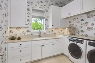 2075 Gordon Dr E, Naples, FL 34102 - Photo 22