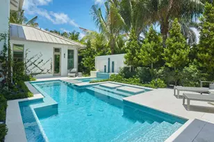 2075 Gordon Dr E, Naples, FL 34102 - Photo 36