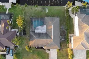 1041 N Waterway Dr, Fort Myers, FL 33919 - Photo 4