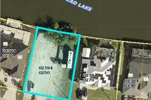 623 NE 7th Terrace, Cape Coral, FL 33909 - Photo 1