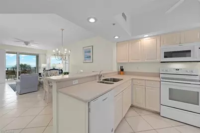 255 Periwinkle Way #5B, Sanibel, FL 33957 - Photo 12