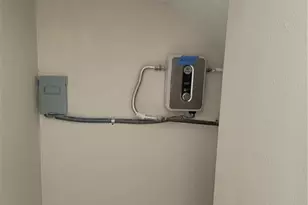 18048 San Carlos Blvd, Fort Myers Beach, FL 33931 - Photo 22