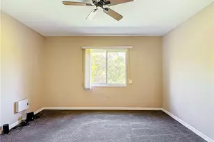 3001 Sandpiper Bay Cir, Naples, FL 34112 - Photo 18