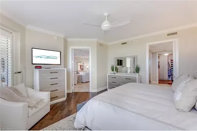 275 Indies Way #1002, Naples, FL 34110 - Photo 20