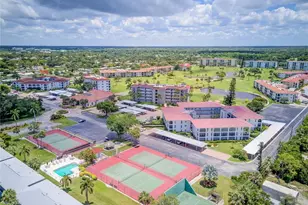 29 High Point Cir E, Naples, FL 34103 - Photo 20