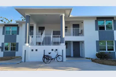 425 SW 47th Ter #8, Cape Coral, FL 33914 - Photo 2