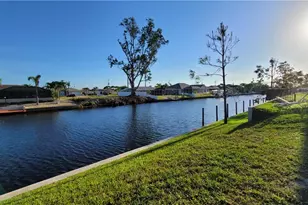 425 SW 47th Terrace, Cape Coral, FL 33914 - Photo 30